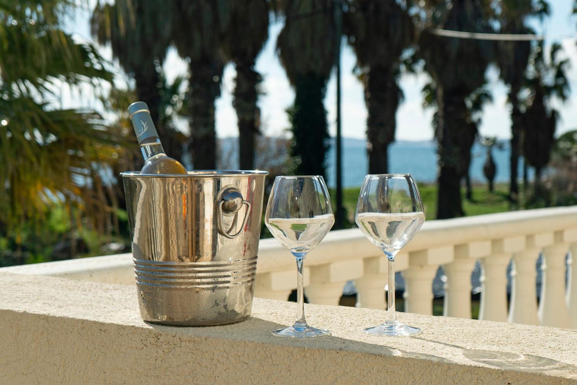 הייר Hotel De La Mer מראה חיצוני תמונה