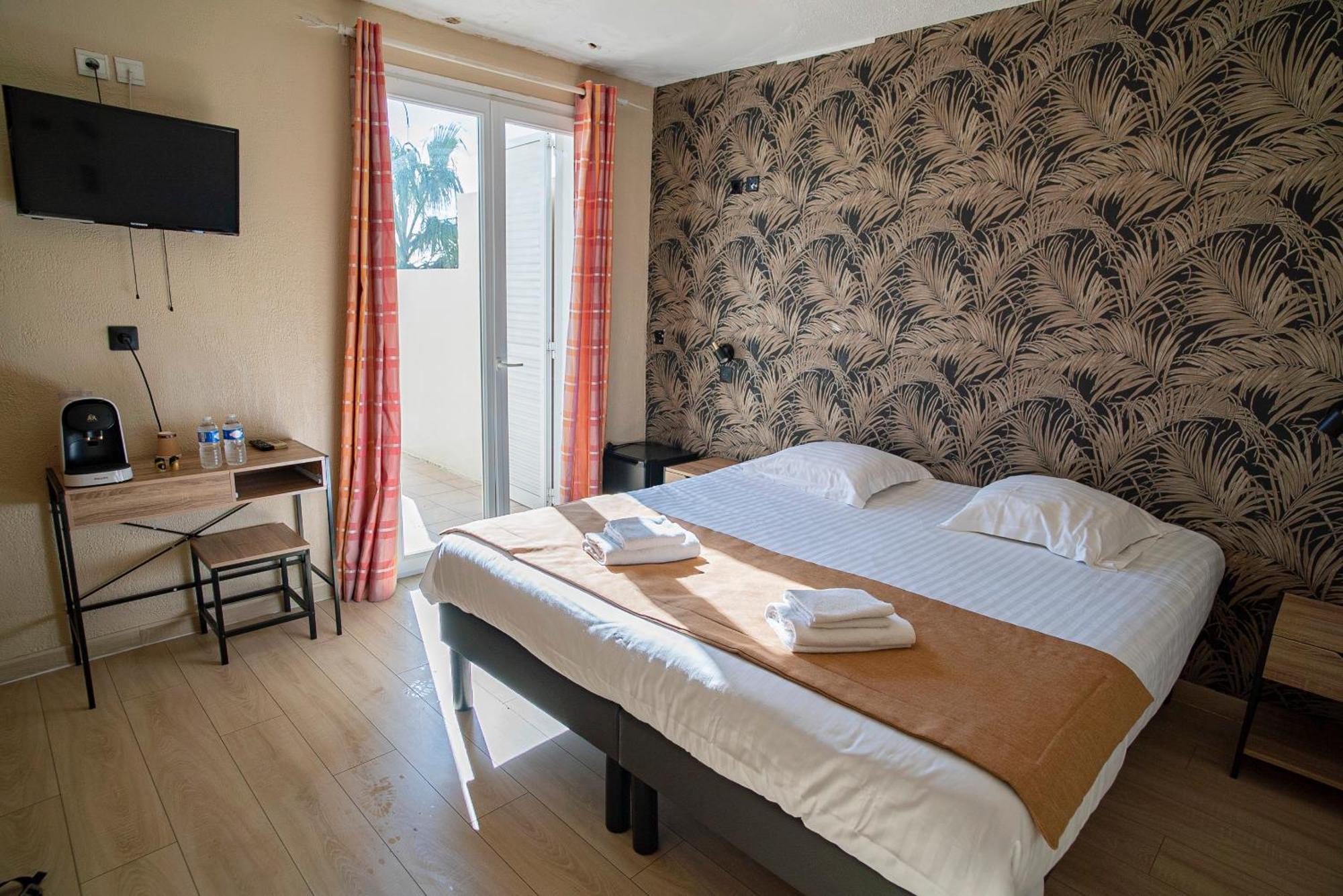 הייר Hotel De La Mer מראה חיצוני תמונה